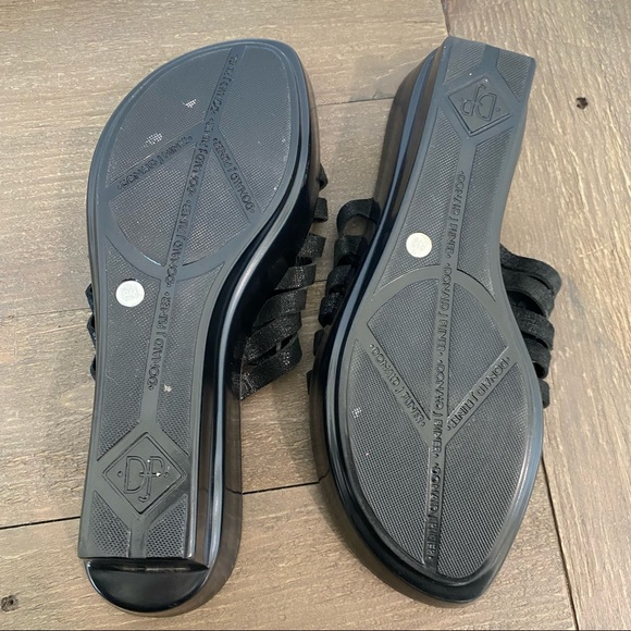 Donald J Pliner Sandals Size 8 Black Cissy Wedge
Leather Platform - Picture 11 of 12